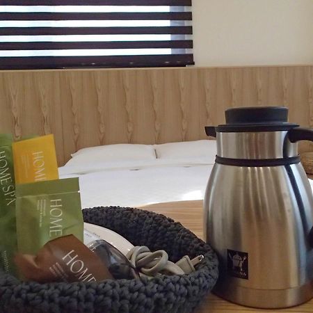 Meow G Cafe Hostel Hualien Rom bilde