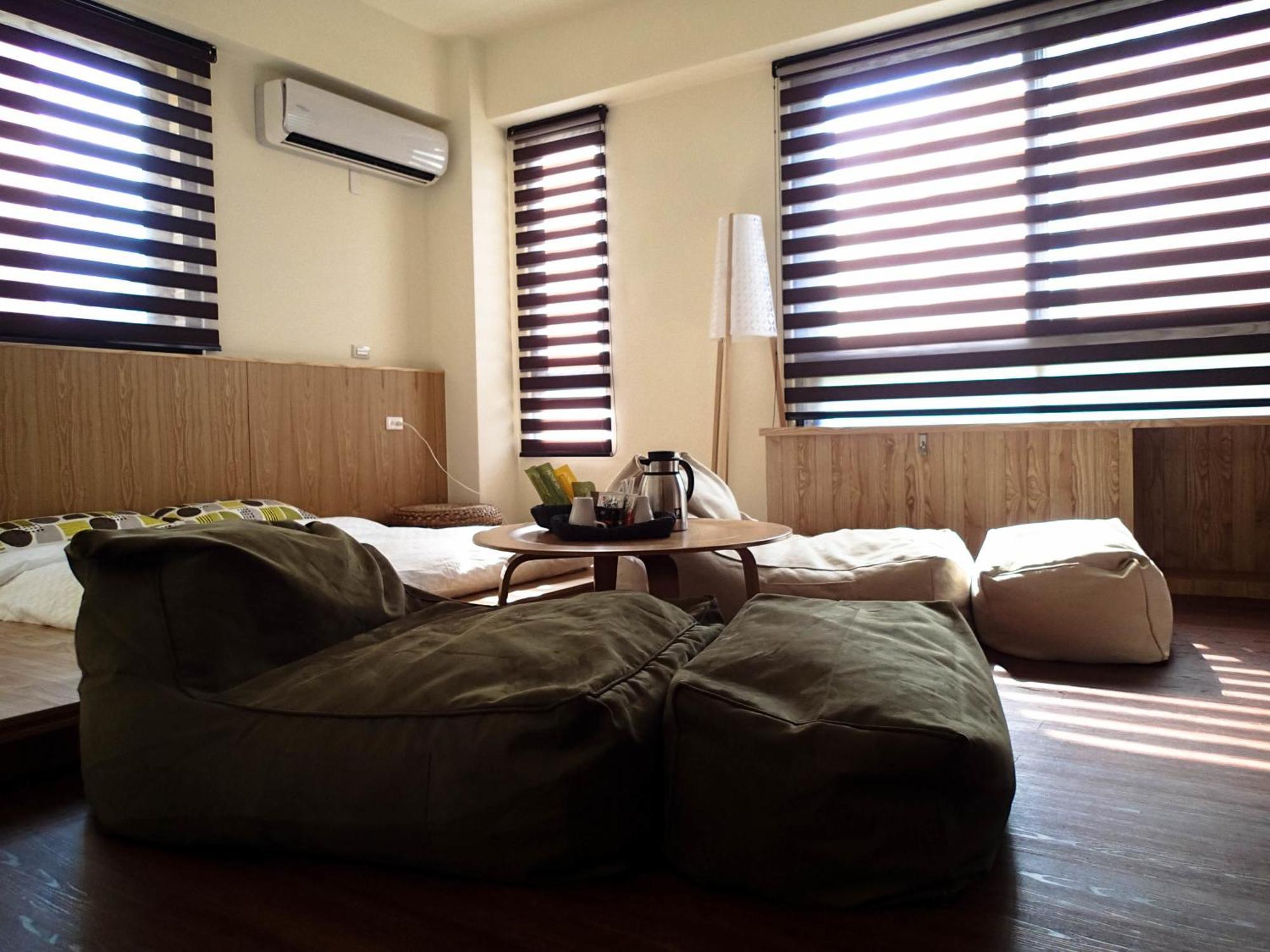 Meow G Cafe Hostel Hualien Rom bilde